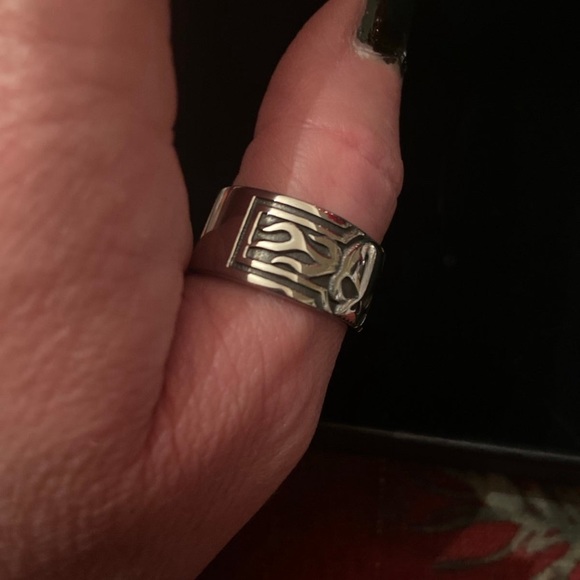 - Willie G Rings New Style - Picture 5 of 8